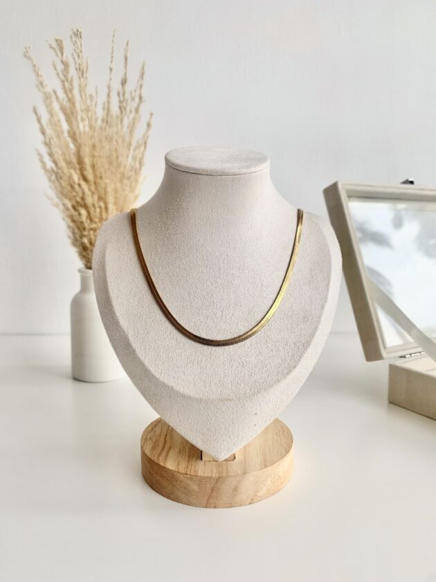 Snake Chain -
Layering Essential
