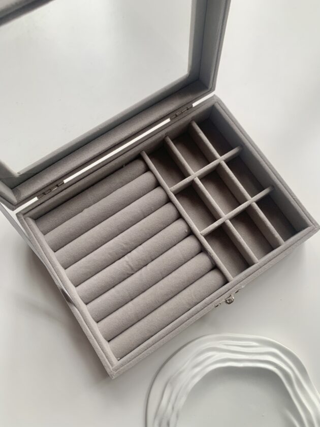 Jewellery Box Velvet - Grey - Image 2