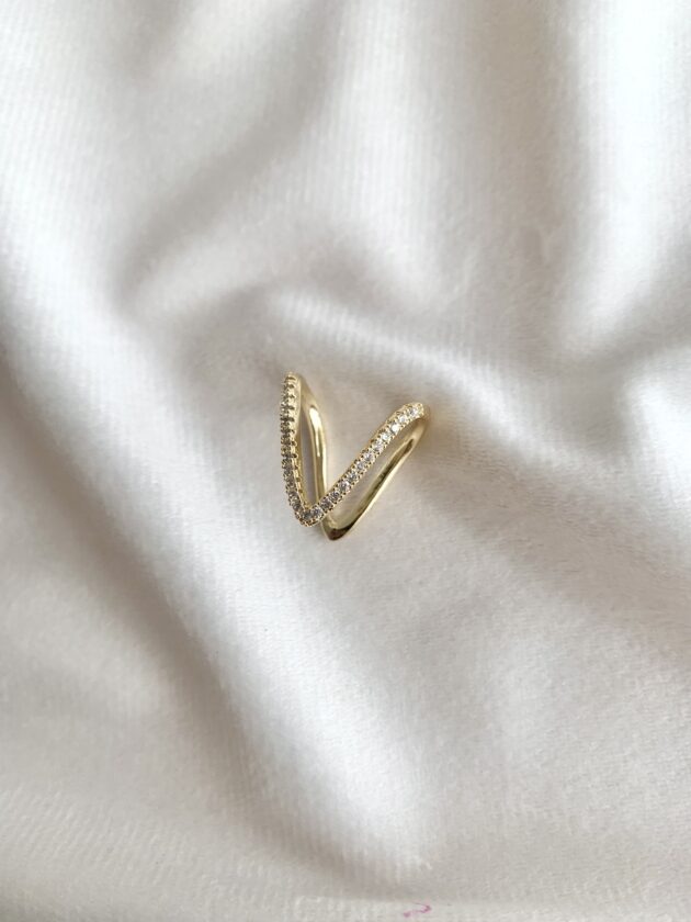 V Ring - Gold - Image 2